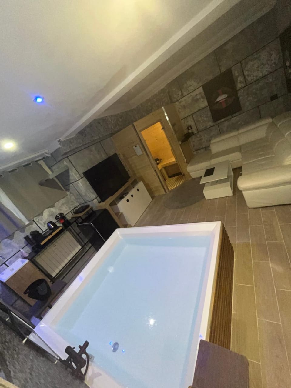 The Spa Suite Apartment in Rome