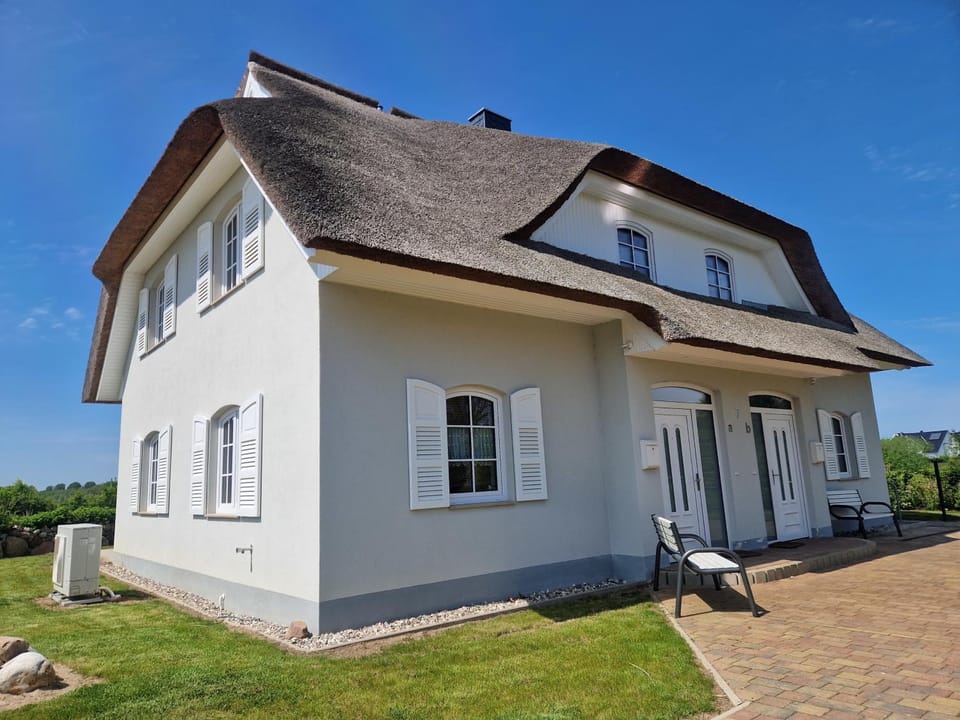 zwisch Boltenhagen und Pötenitz Ostseeurlaub bis 6 Pers "Alte Liebe"Haus B House in Lubeck