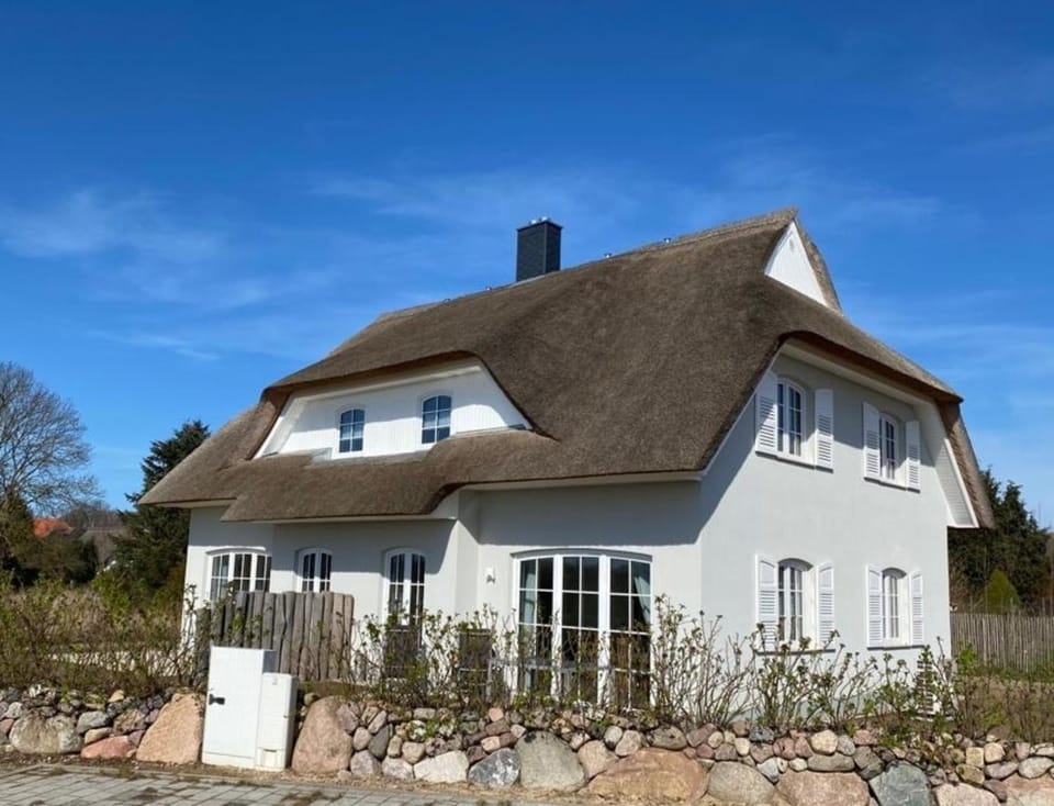 zwisch Boltenhagen und Pötenitz Ostseeurlaub bis 6 Pers "Alte Liebe"Haus B House in Lubeck