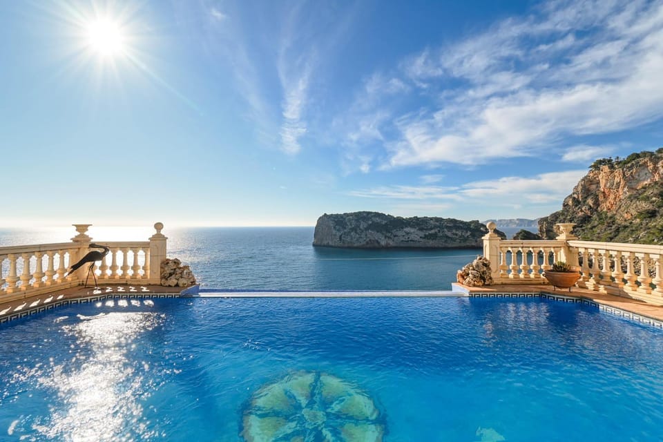 City view, Swimming pool