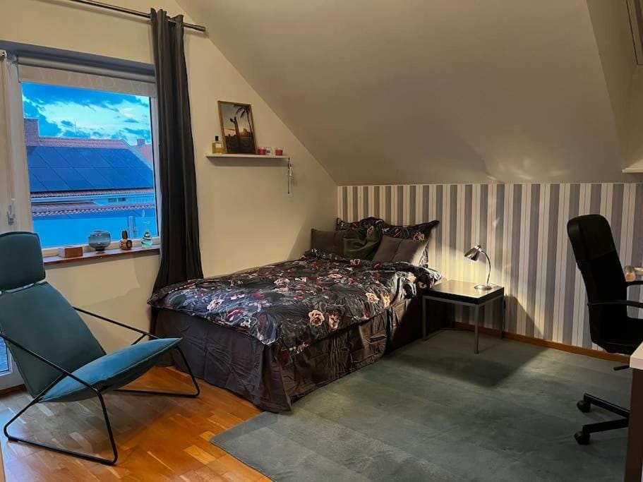 Modern stor villa nära havet och 10 min till city Villa in Gothenburg