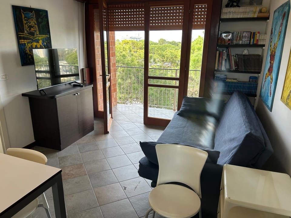 Kitchen or kitchenette, Living room, Seating area, Dining area, oven, pet friendly