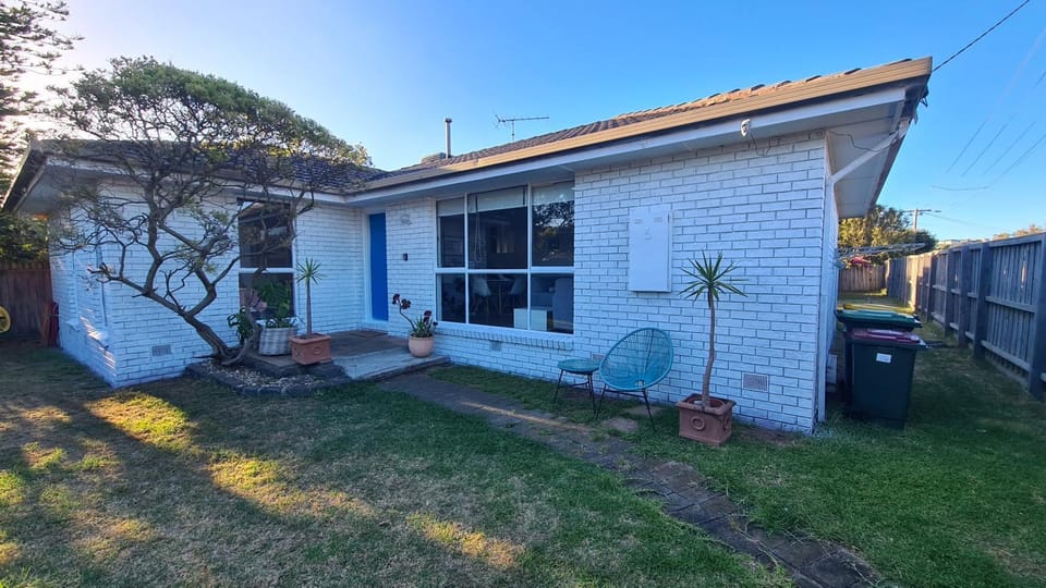 Ocean Grove - walk to Beach, Park, Cafe & Pub House in Ocean Grove