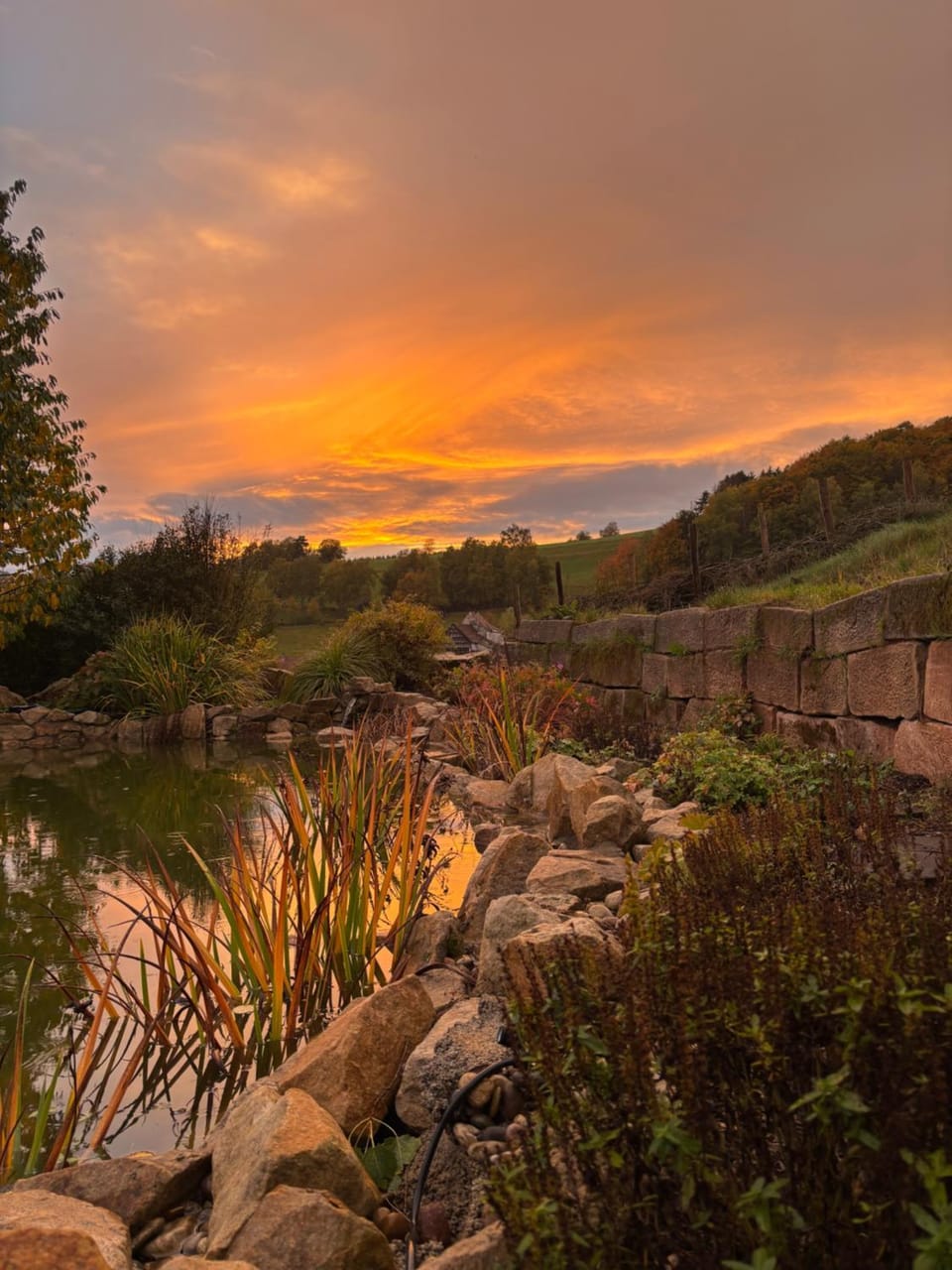 Nearby landmark, Natural landscape, View (from property/room), Lake view, Sunset