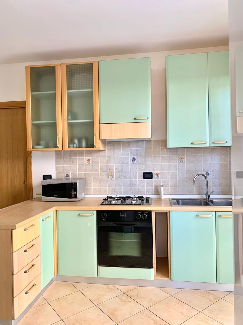 Kitchen or kitchenette, minibar, pet friendly, kitchen