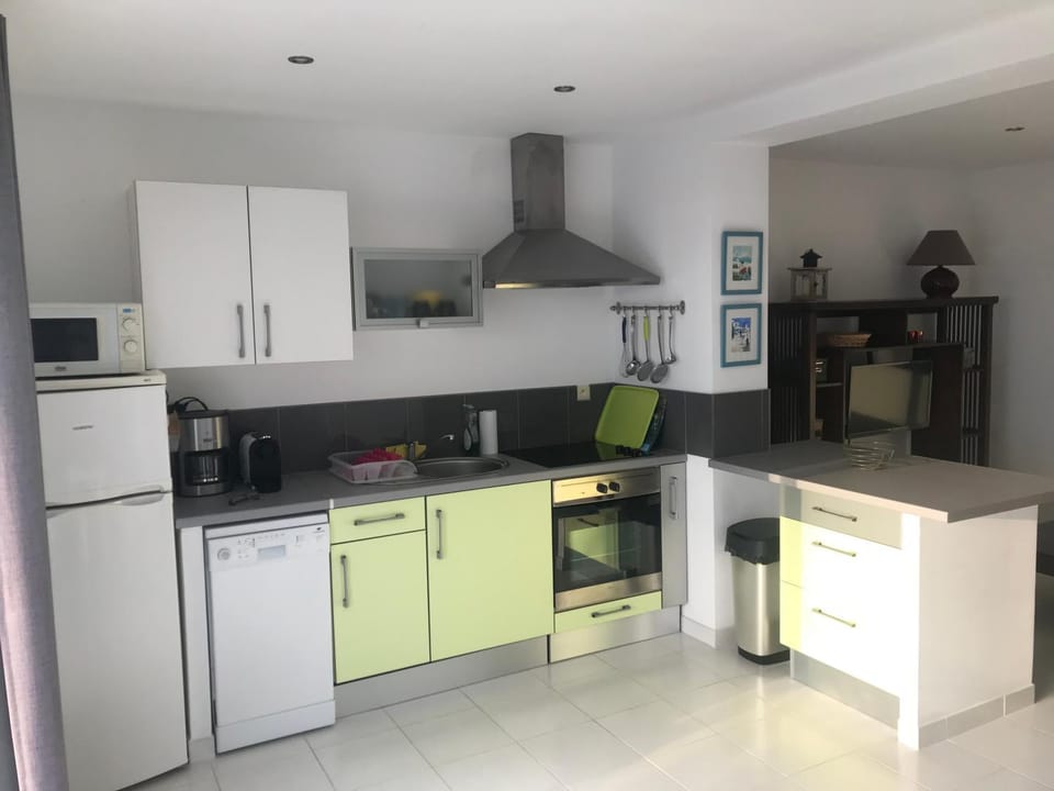 Kitchen or kitchenette, dishwasher, minibar, pet friendly