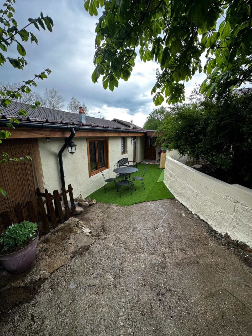 LE WÜRM House in Jura