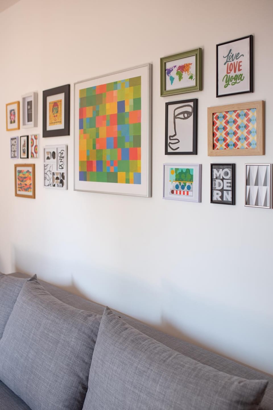 Living room, Decorative detail