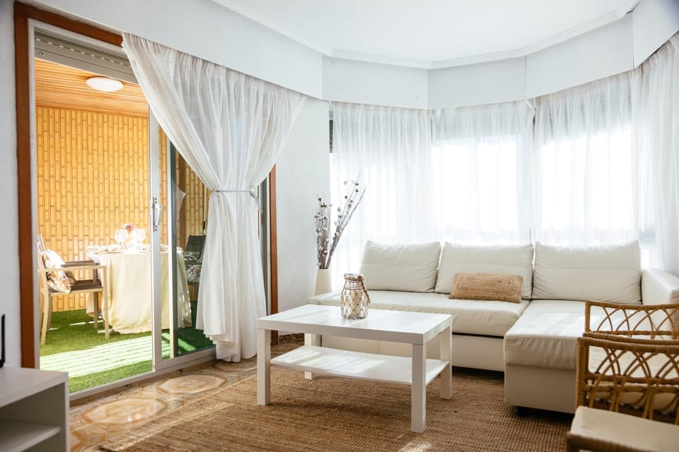 Balcony/Terrace, Living room