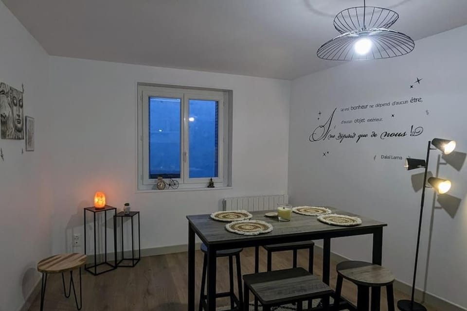 Zen Home - appartement jusqu'à 4 voyageurs Apartment in Auvergne-Rhône-Alpes
