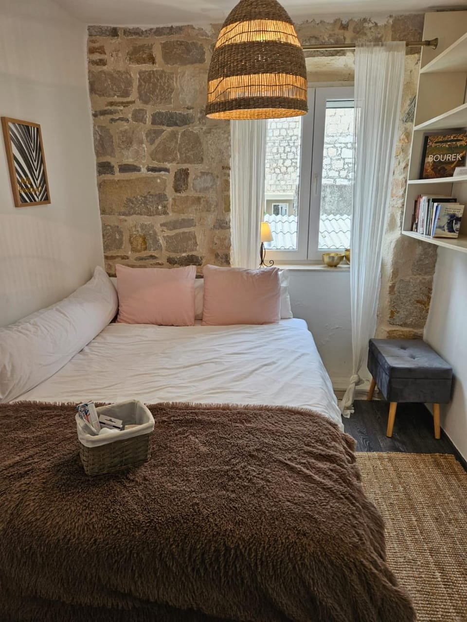 Bed, Bedroom, City view