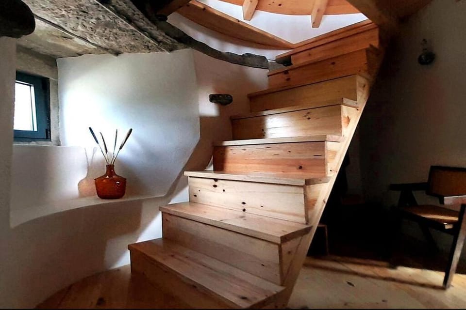 O Moinho 98 - Romantic Windmill with Sea Views Apartment in Lisbon District