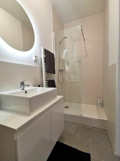 L'Élégant Duplex - Clim I WIFI I Proche du centre-ville Apartment in Provence-Alpes-Côte d'Azur
