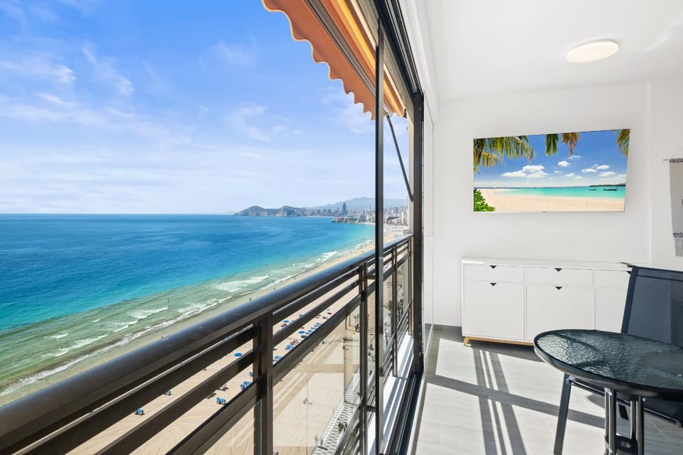 Day, TV and multimedia, View (from property/room), Beach, Sea view