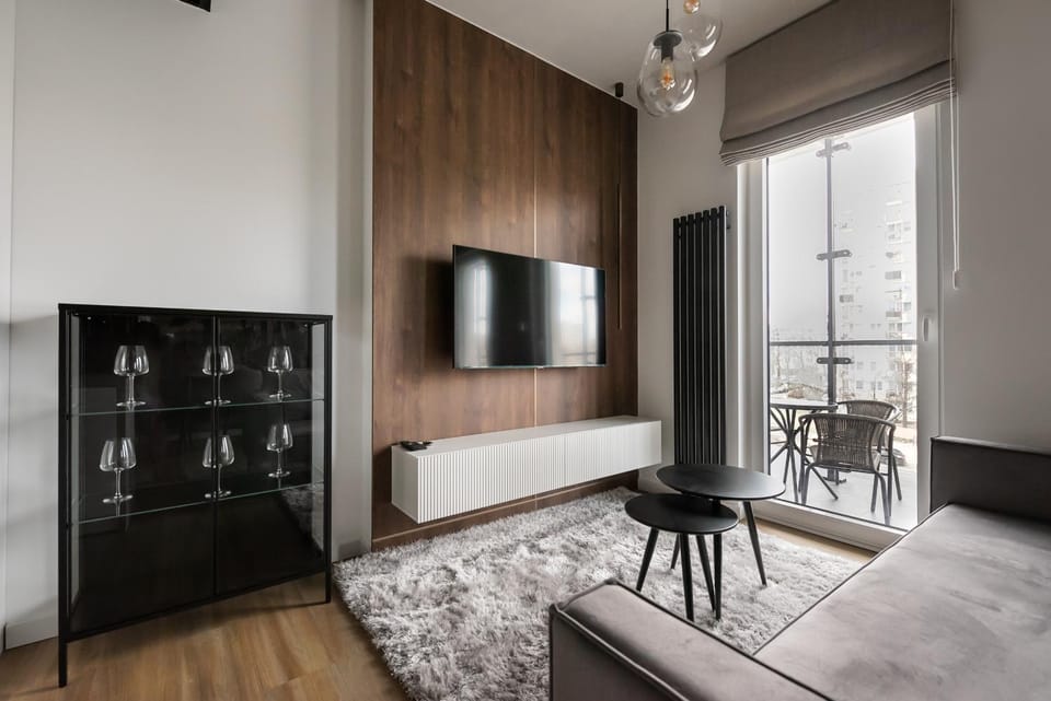 TV and multimedia, Living room, Photo of the whole room, Seating area, Evening entertainment
