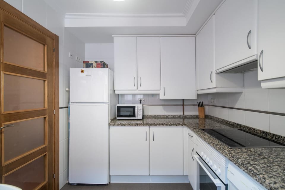 Kitchen or kitchenette, stove, stove, kitchen, kitchen