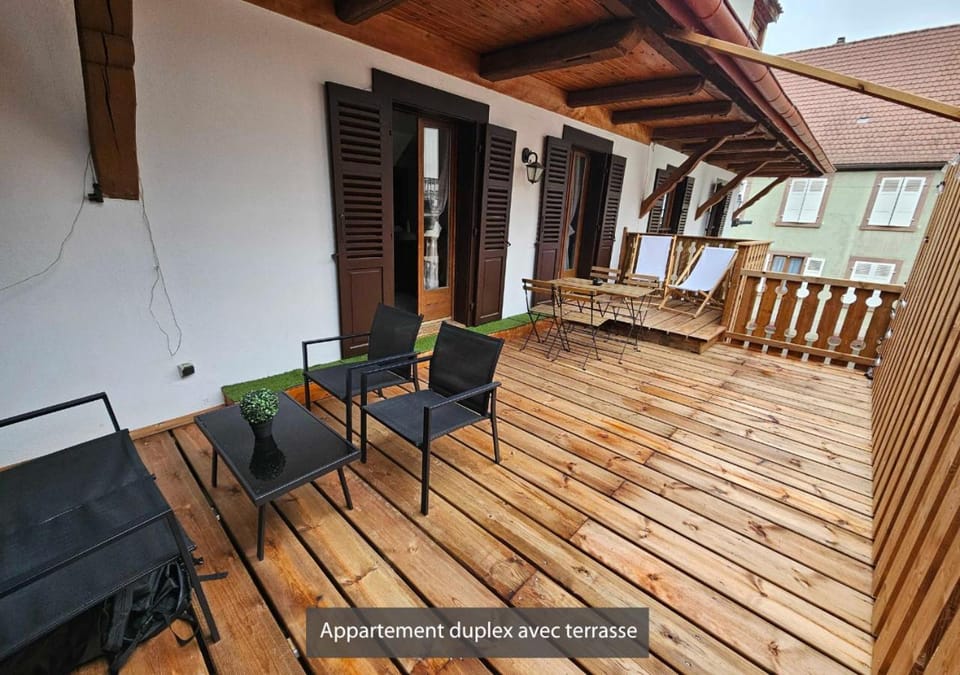 Balcony/Terrace, Dining area, Quiet street view, Inner courtyard view, sunbed