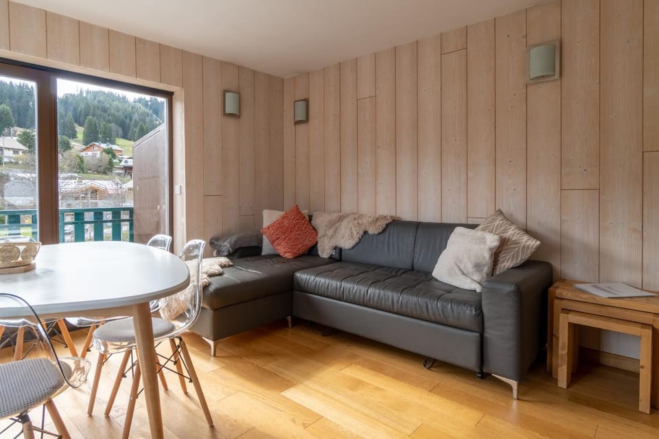 Apartment Grizzly - 2 bedrooms - Ski in/out- Les Gets Apartment in Les Gets