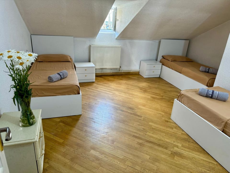 Bathroom, Photo of the whole room