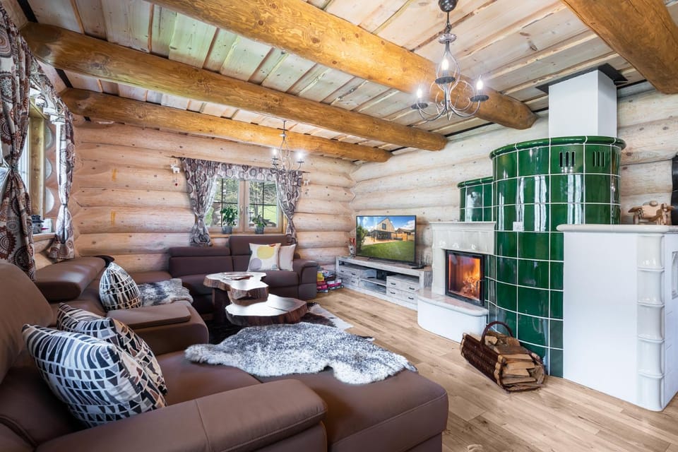 Communal lounge/ TV room, Living room, Seating area, flat iron, locker
