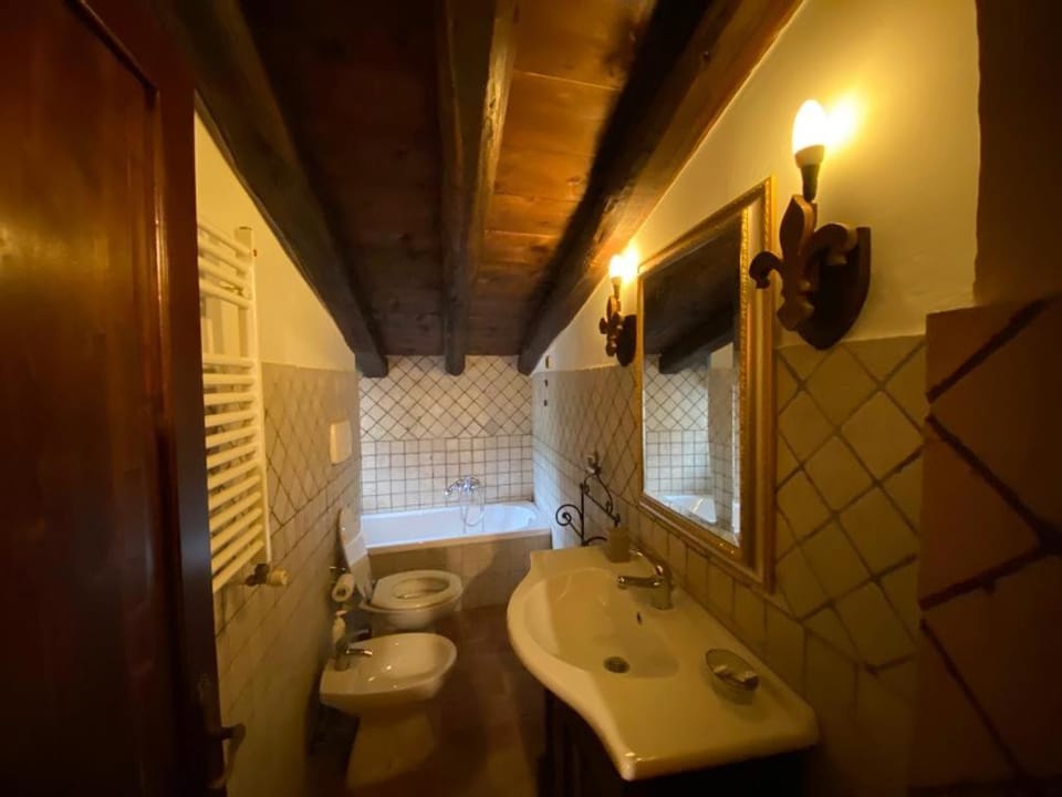Il borgo di Firenzuola Camere con camino Apartment in Umbria
