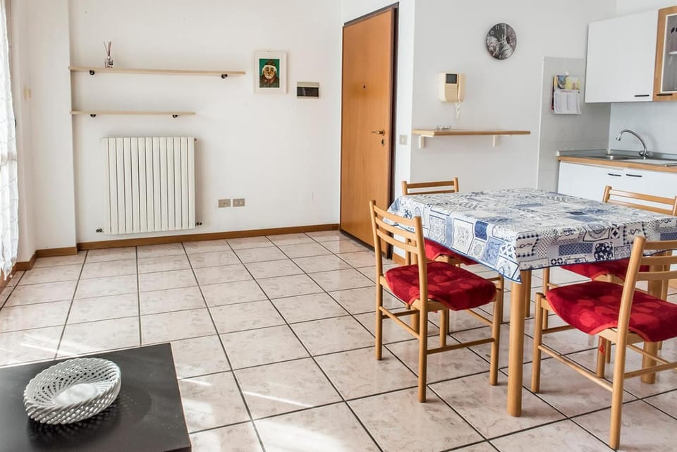 P008 - Porto Recanati, bilocale con vista mare Apartment in Porto Recanati