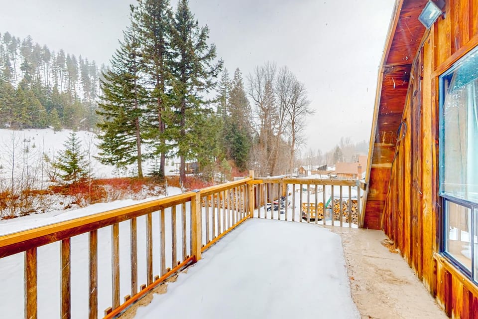Crossfire Cabin Cabin in Kittitas County