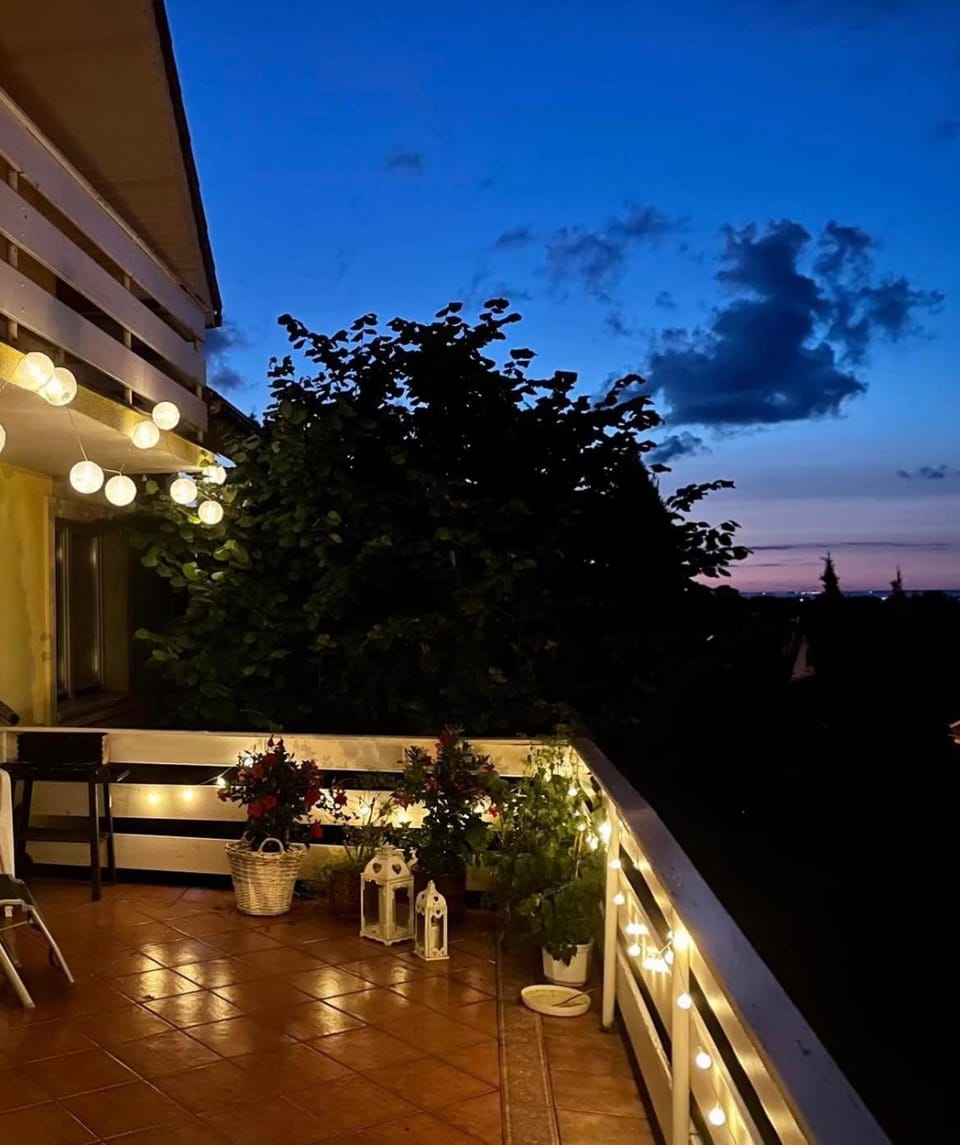 Night, View (from property/room), Balcony/Terrace