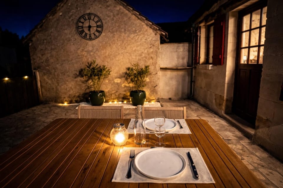 Patio, Night, Dining area