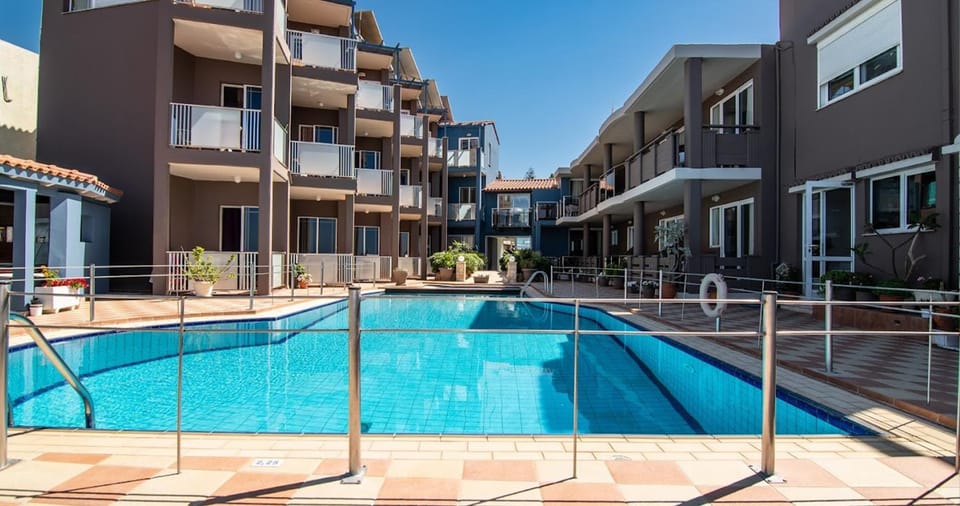 Property building, Pool view, Swimming pool, Swimming pool