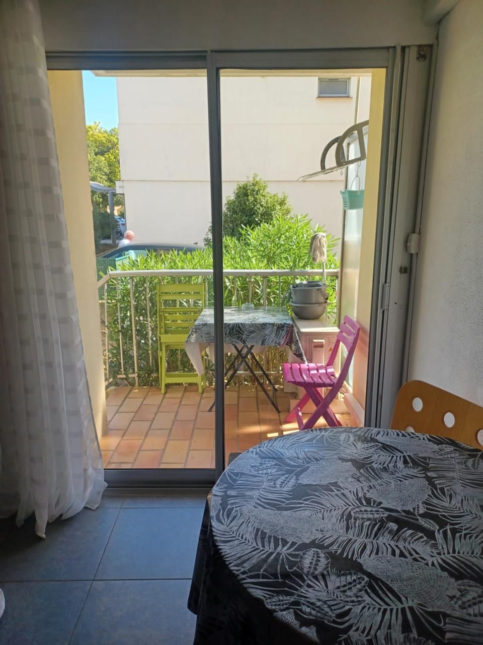 Studio avec jardinet et balcon idéalement situé Apartment in Balaruc-les-Bains