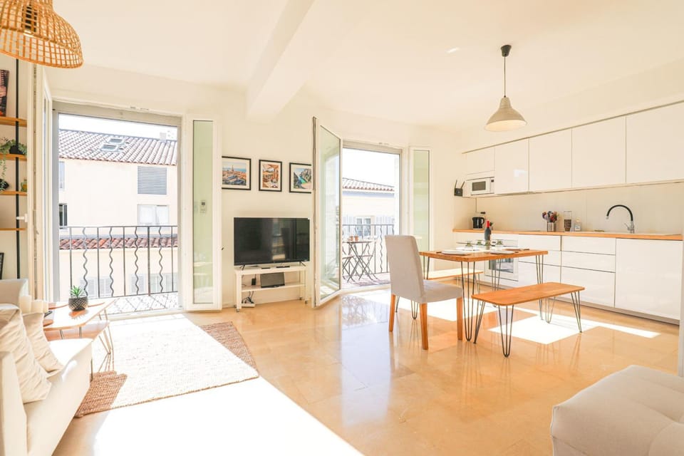 Le Pythéas - Vue Vieux-Port avec terrasse et clim Apartment in Marseille