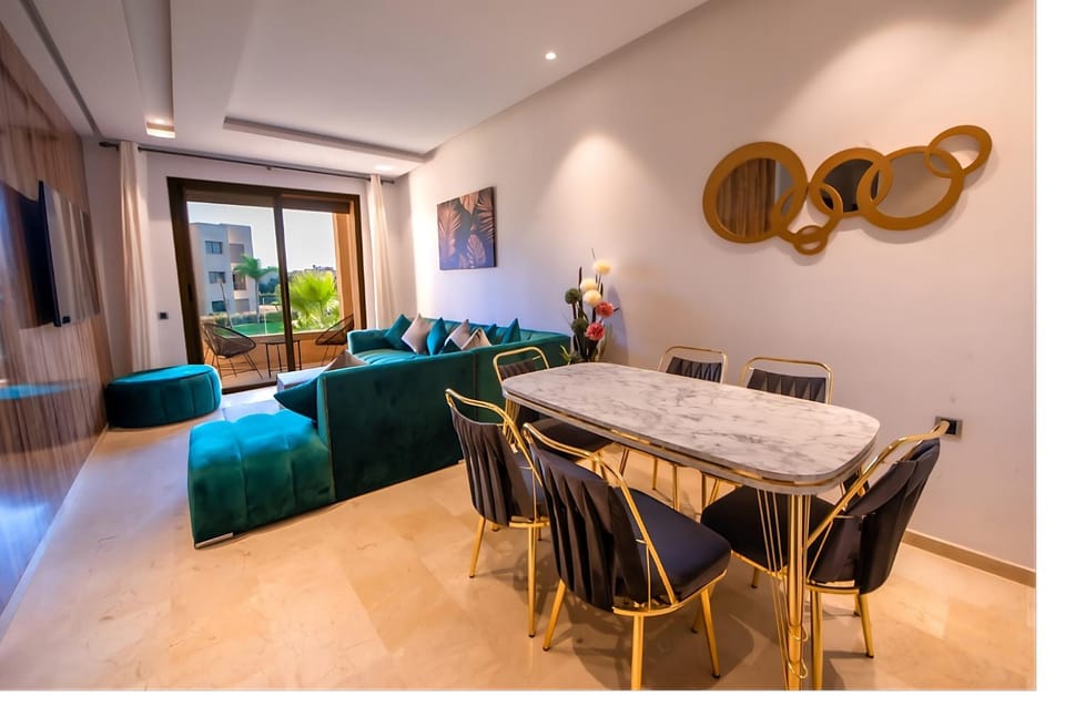 Balcony/Terrace, Living room, Seating area, Dining area