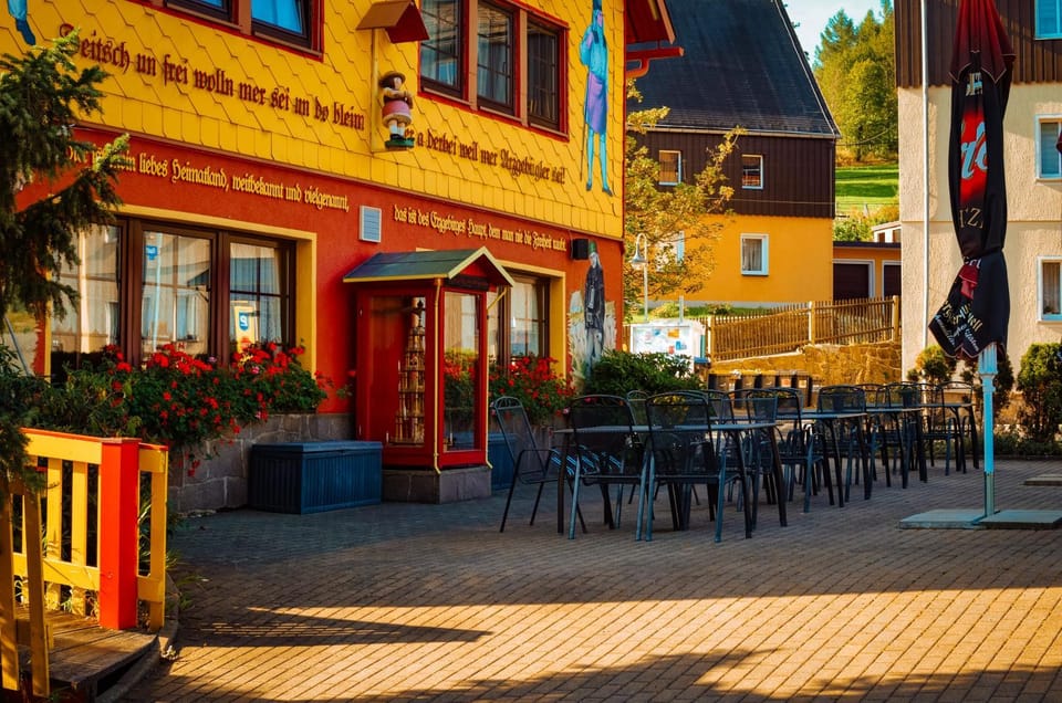Restaurant/places to eat