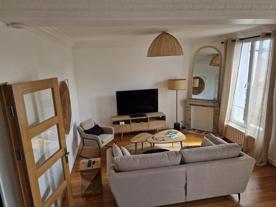 TV and multimedia, Living room