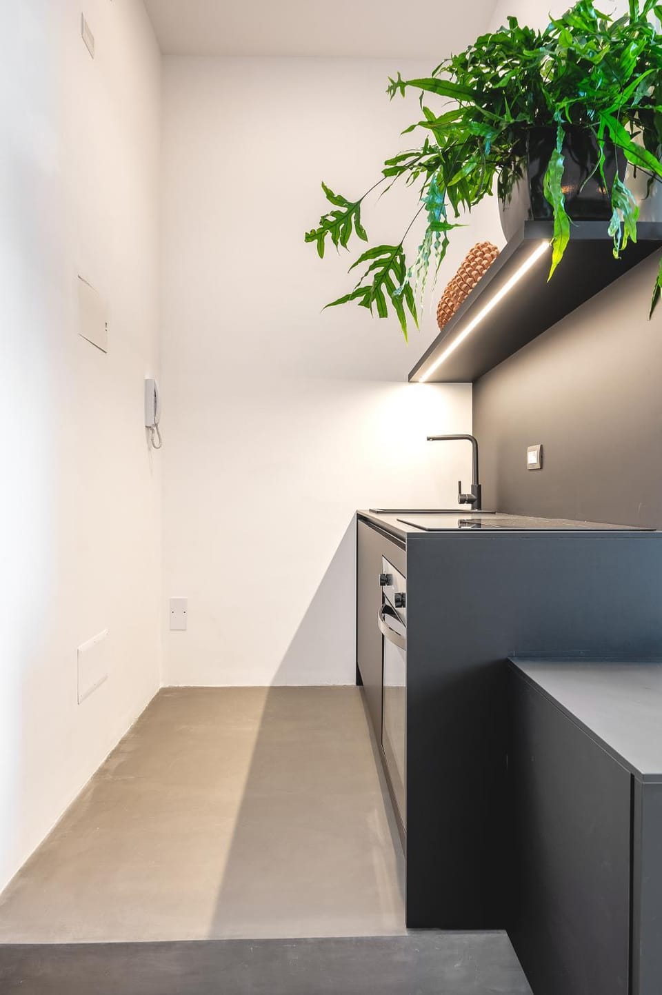 Kitchen or kitchenette, kitchen, Internal: Not applicable to any particular room