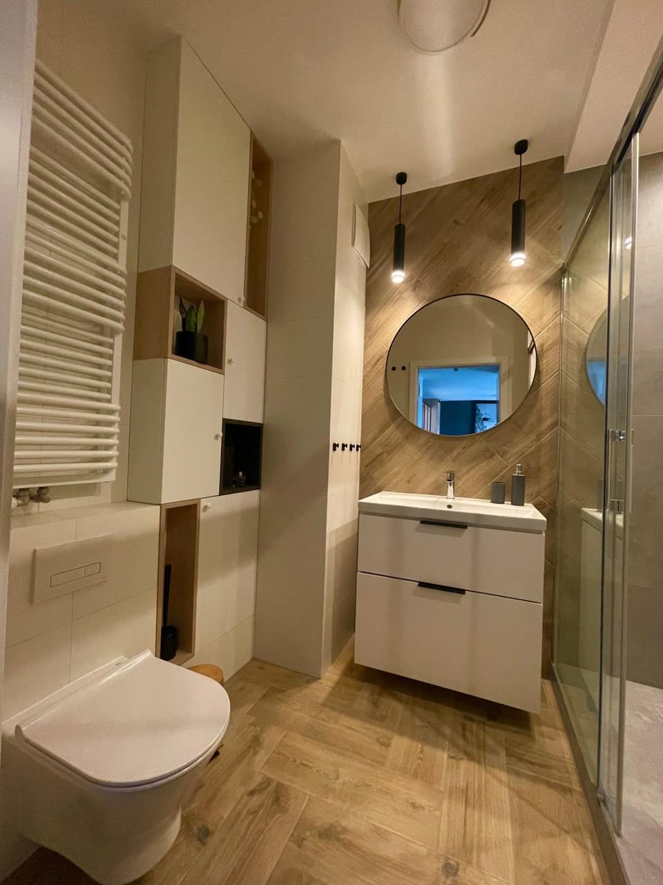 Shower, Toilet, Bathroom