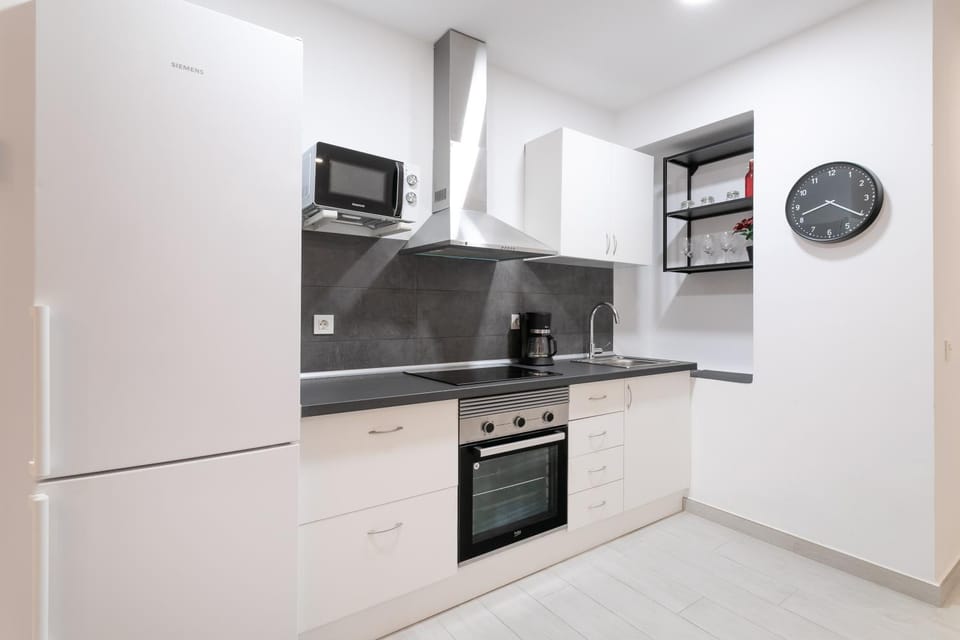Kitchen or kitchenette, Living room