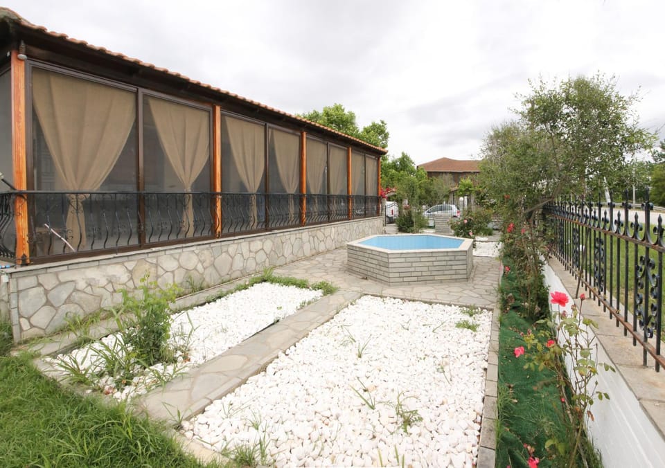 Valsamo Luxury Cottage House in Decentralized Administration of Macedonia and Thrace