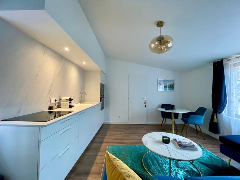 Living room, Seating area, stove, kitchen