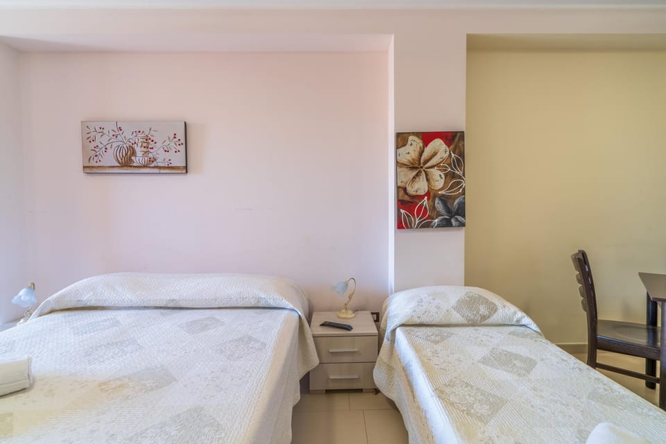 Property building, Living room, Bedroom