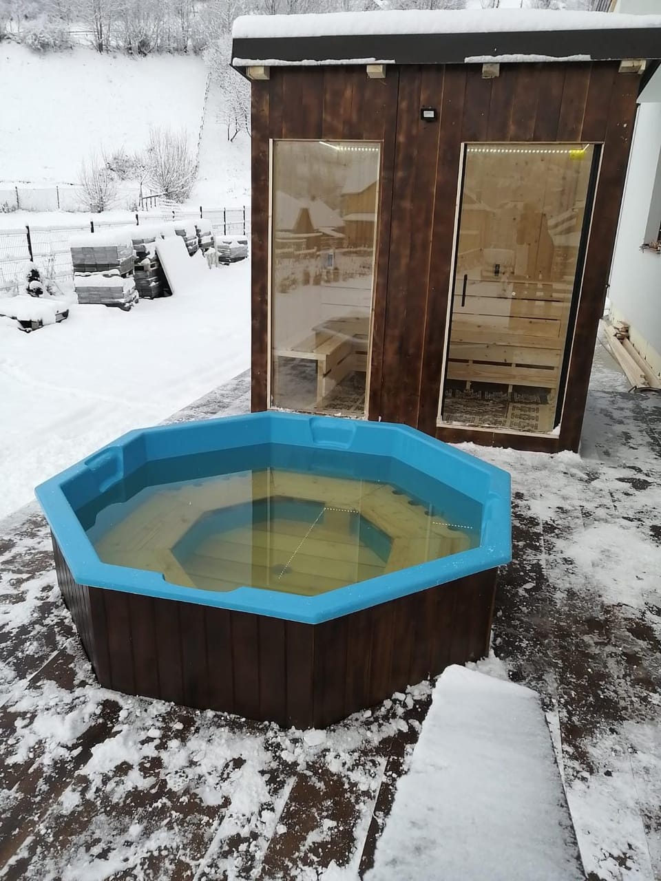 Hot Tub, Hot Tub, Sauna