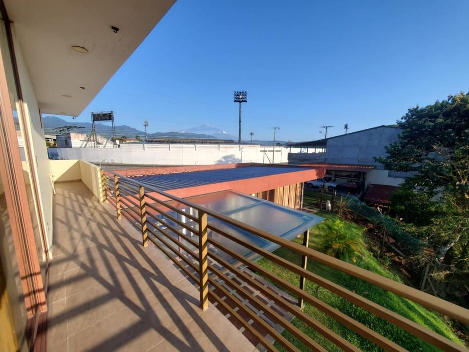 View (from property/room), Balcony/Terrace
