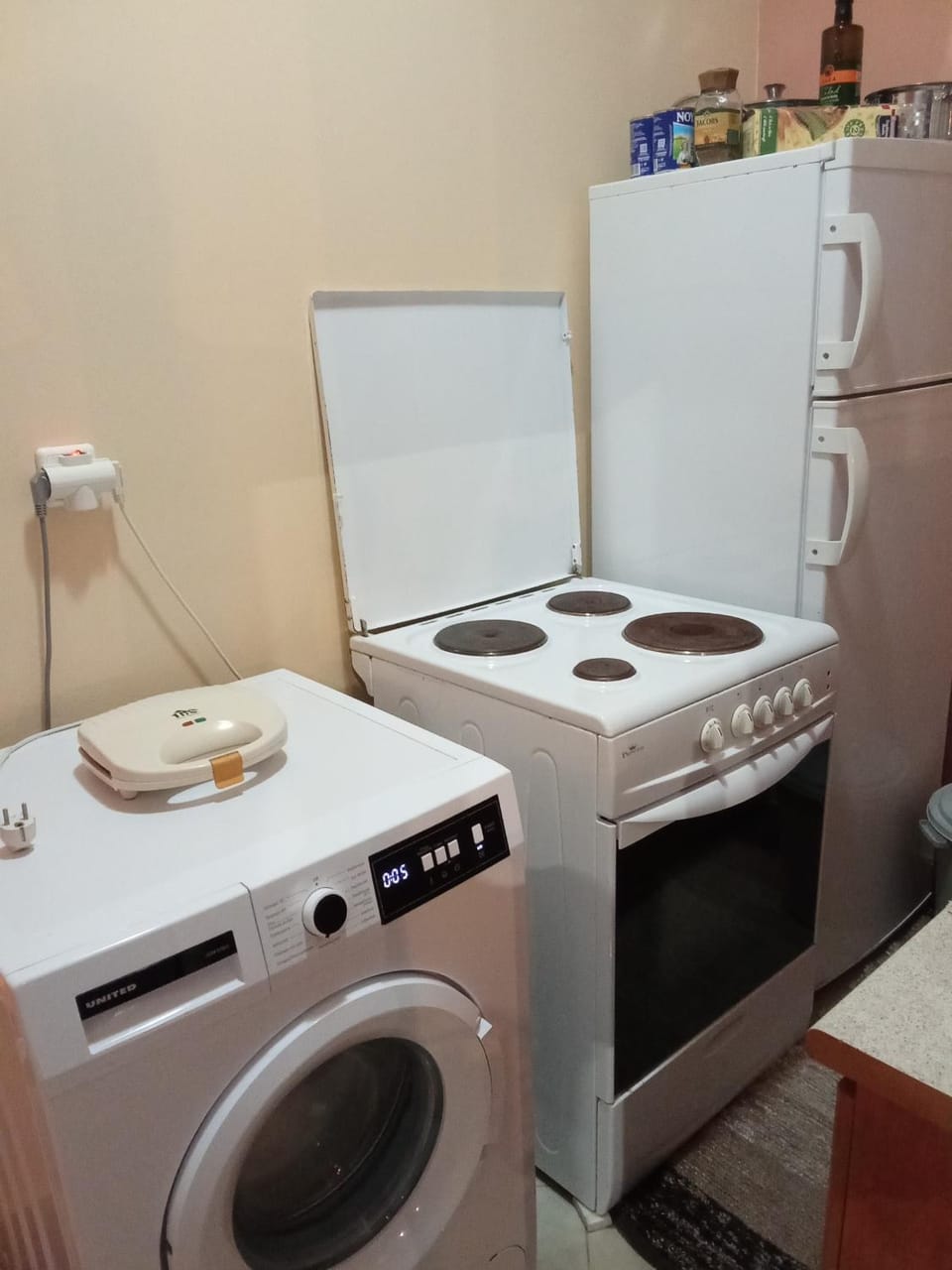 Beachfront Apartment - Sleeps 3 & Free Parking Apartment in Kalymnos