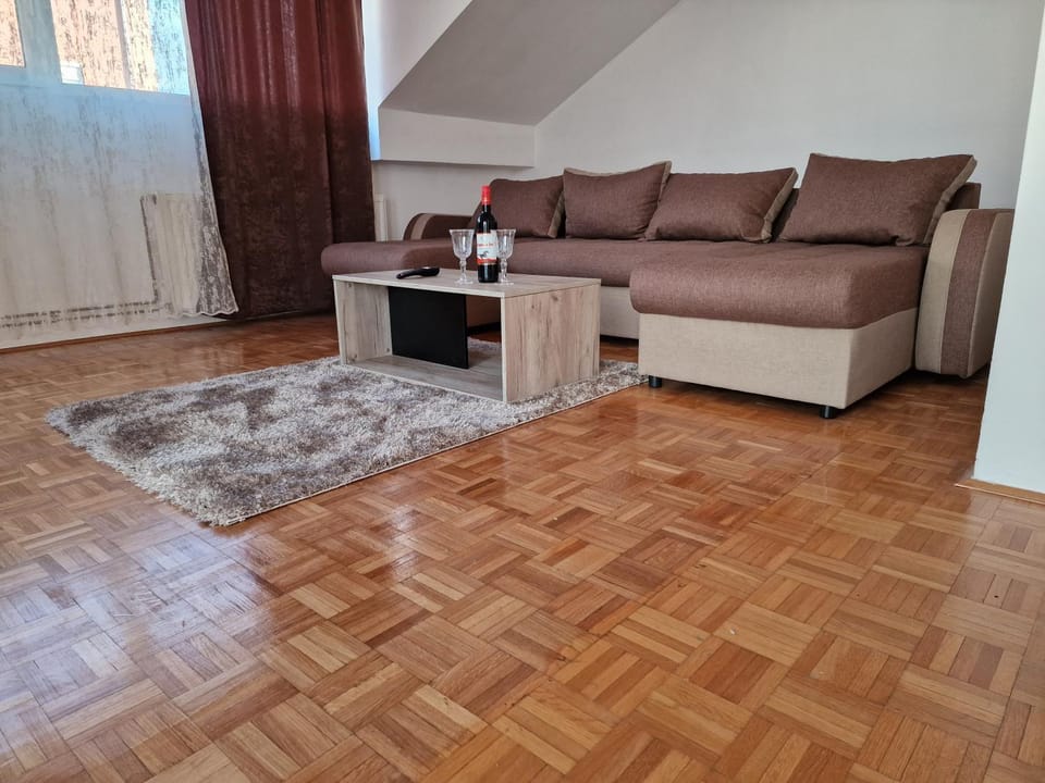 Apartman u centru Obrenovca Apartment in Vojvodina