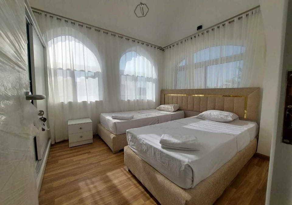Bed, Photo of the whole room, Bedroom, towels, wardrobe