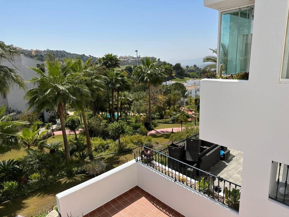 Balcony/Terrace, Balcony/Terrace, Garden view, Mountain view