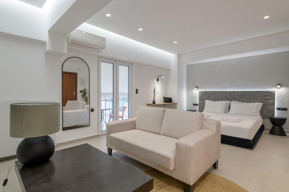 Living room, Photo of the whole room, Seating area