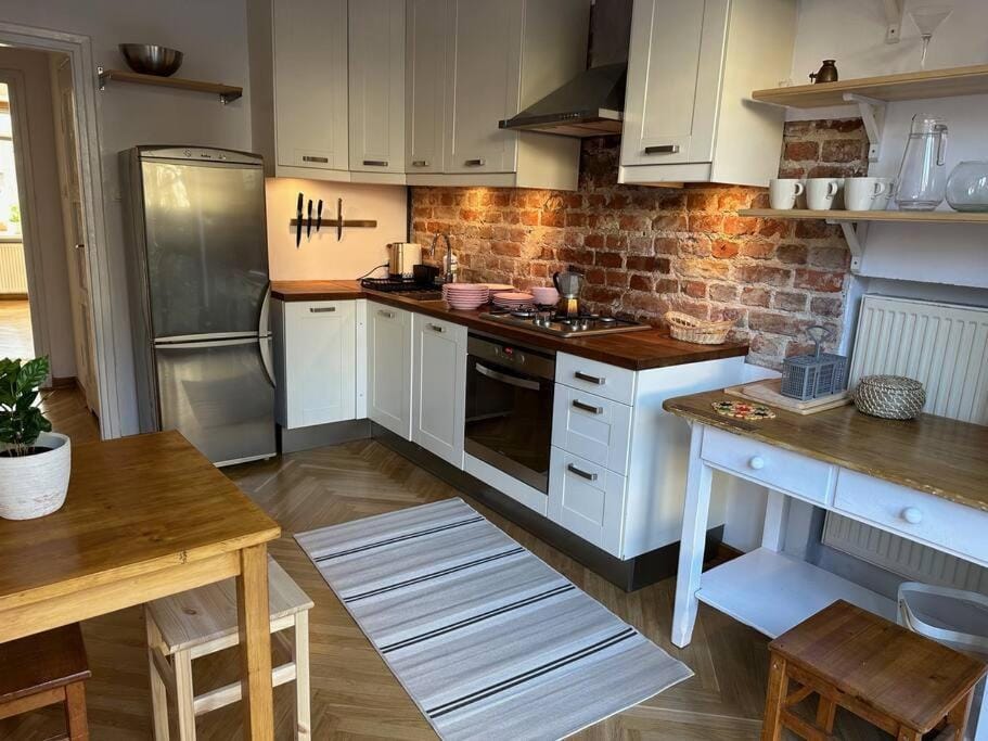 Stary Mokotów, z ogródkiem Apartment in Warsaw