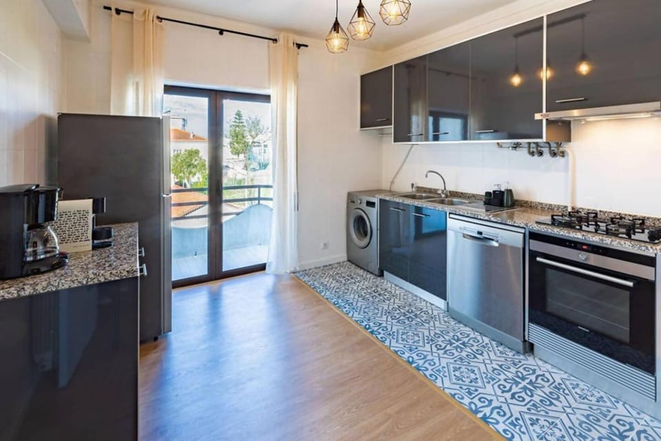 Modern apartment 5 mins walking to the Santuary Apartment in Fátima